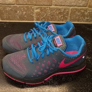 Nike Pegasus 31 almost new size 5y